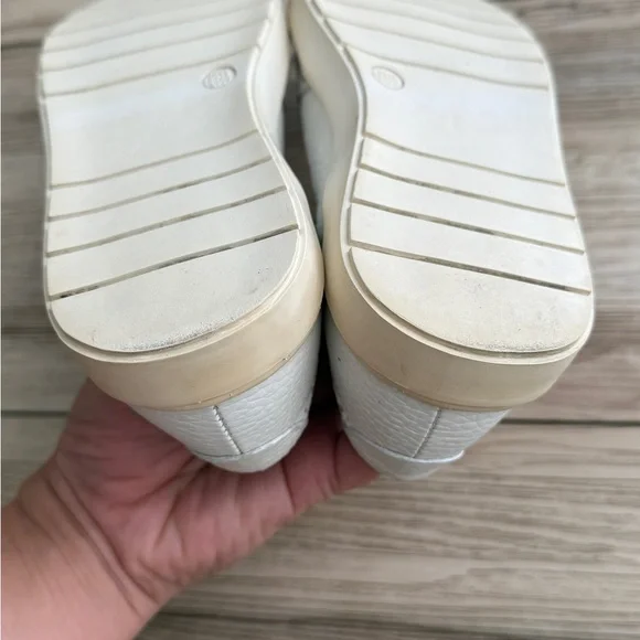 Elephantito Kids  Leather Mary Jane Shoes - Picture 3 of 3